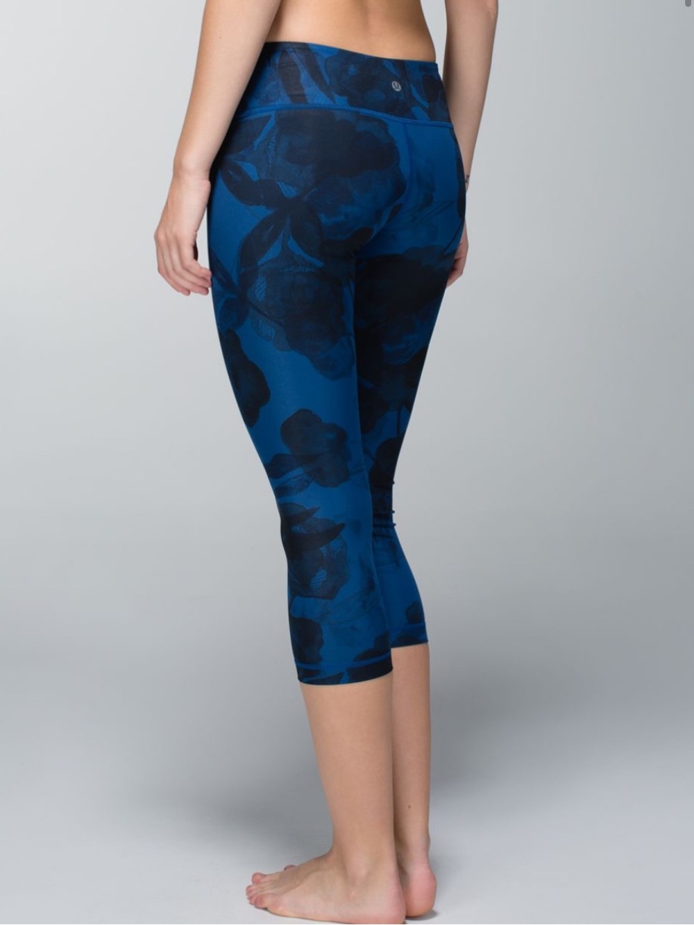 Lululemon Wunder Under Crop II Blue